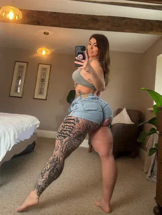Posted media